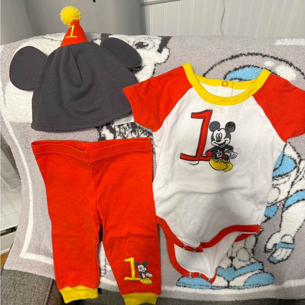 Mickey Mouse birthday outfit. Size 12-18 months